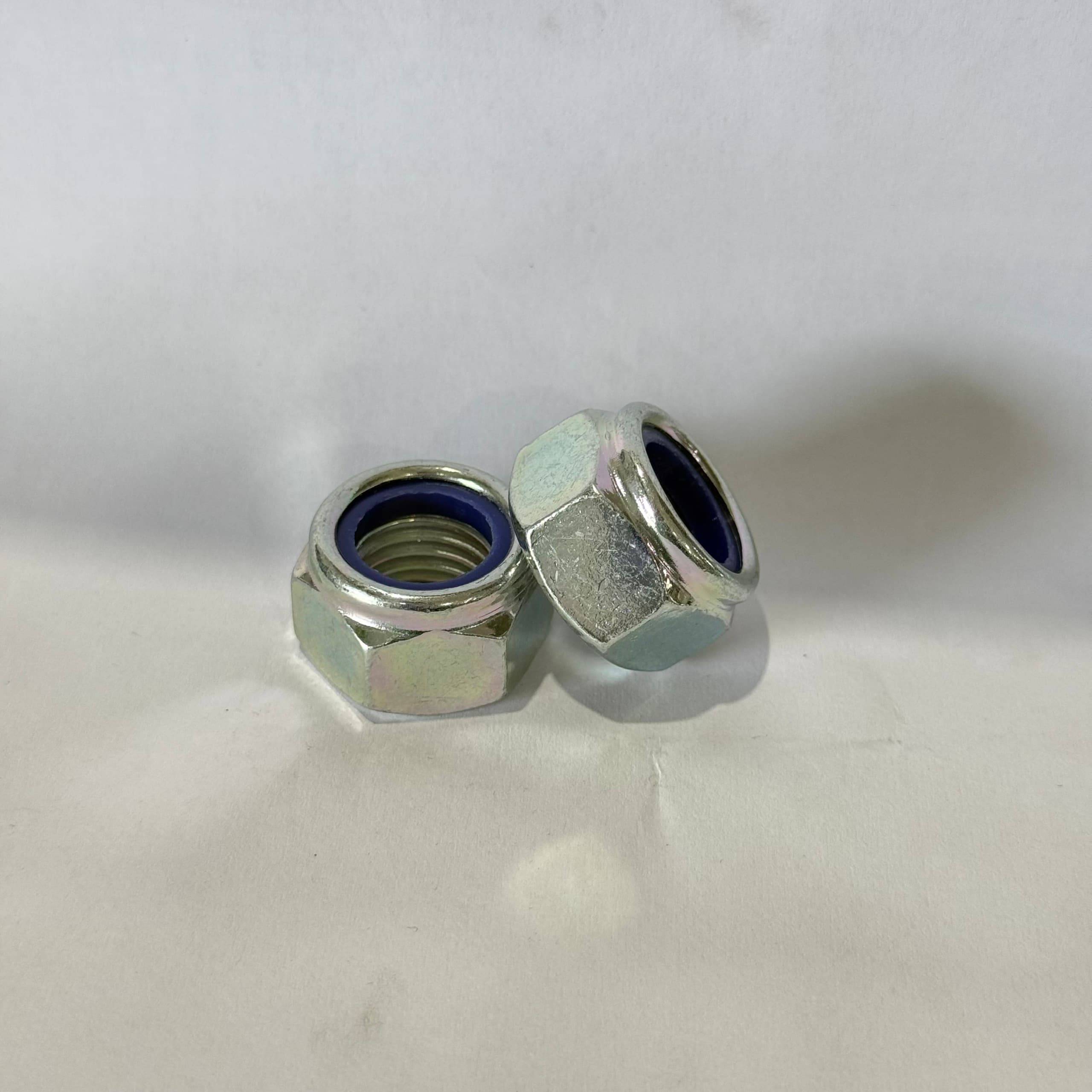 Tán Keo Thép Mạ Kẽm 4.8 DIN985 M10