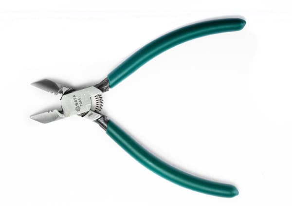Kìm Cắt Dây Điện Tử Chéo 6" SATA 70651