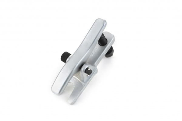 Cảo Rotin Xe Hơi SATA 90652