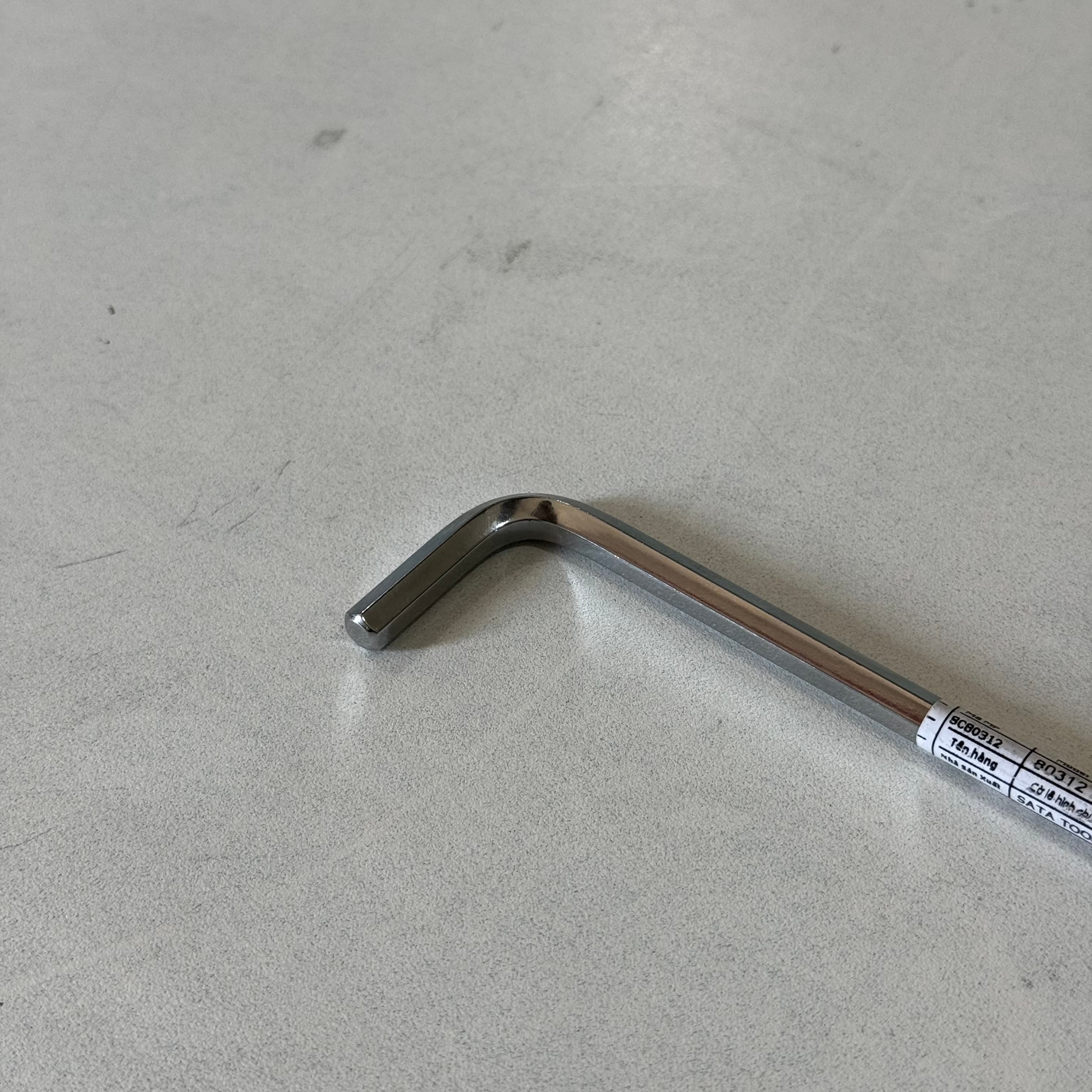 Cây Lục Giác 6 mm Chữ L Đầu Bằng Siêu Dài SATA 80312
