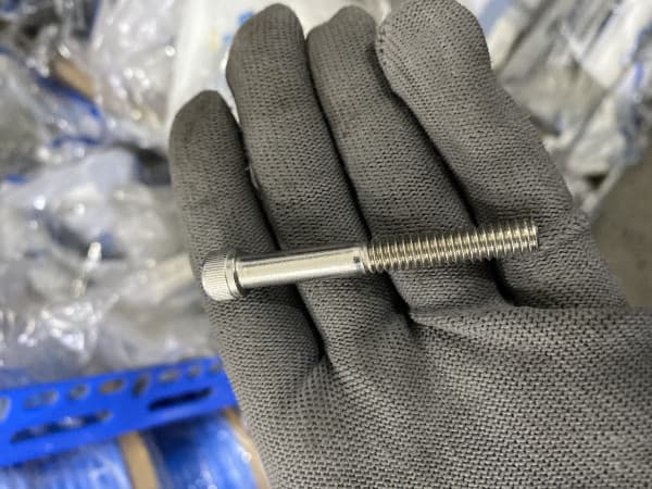 Lục Giác Chìm Đầu Trụ Inox 304 UNC 1/4-20 x 2 Ren Lửng (5Cái/Bịch)
