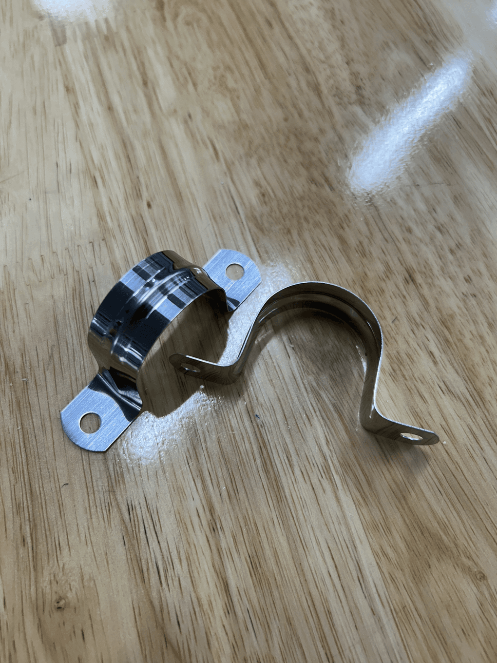 Cùm Omega Inox 304 (DN25) Ø34mm