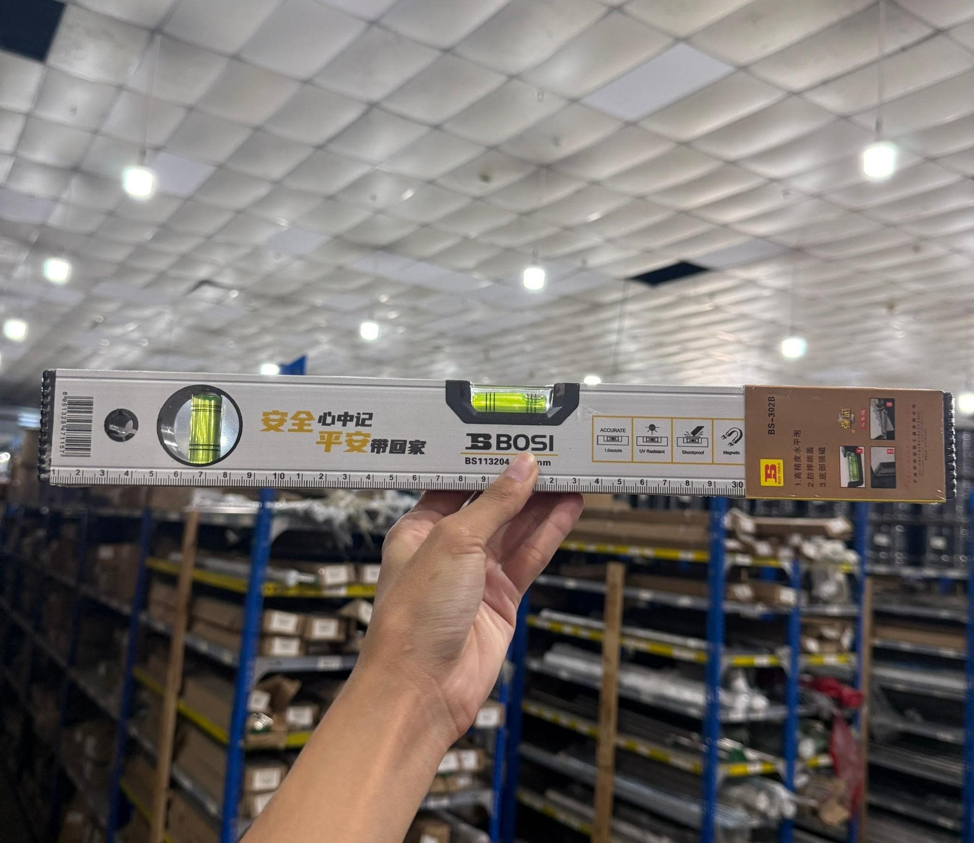 Thước Thủy Nhôm Nam Châm 400 mm Bosi BS113204