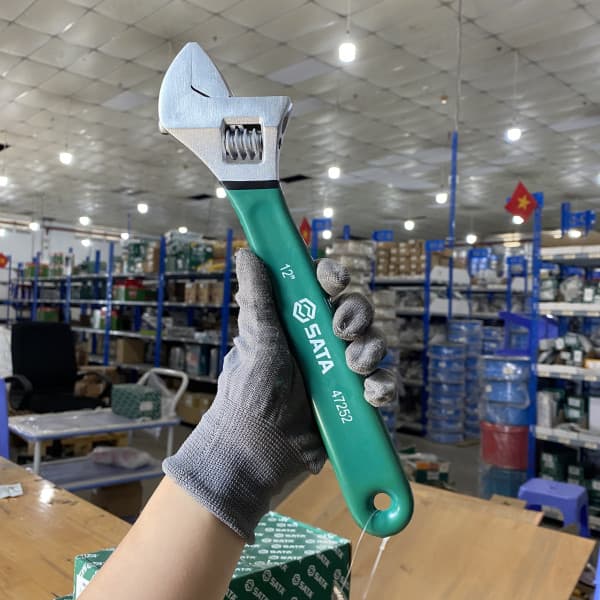 Mỏ Lết Có Điều Chỉnh Kiểu Châu Âu 12 inch SATA 47252