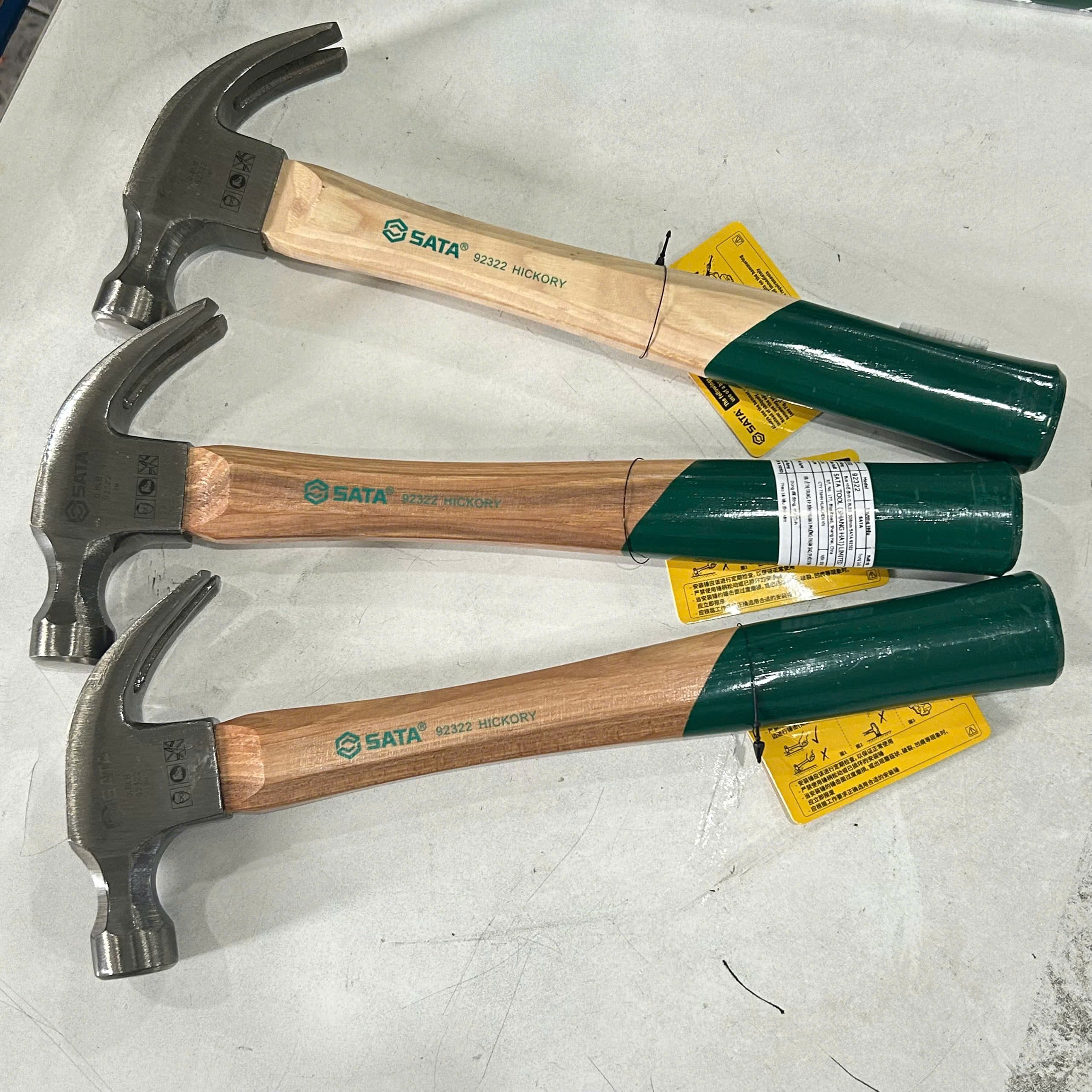 Búa Nhổ Đinh Cán Gỗ 13oz/370G SATA 92322