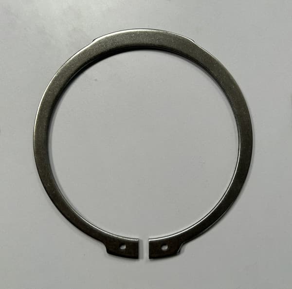 Phe Gài Trục Inox 420 DIN471 D160x4.0
