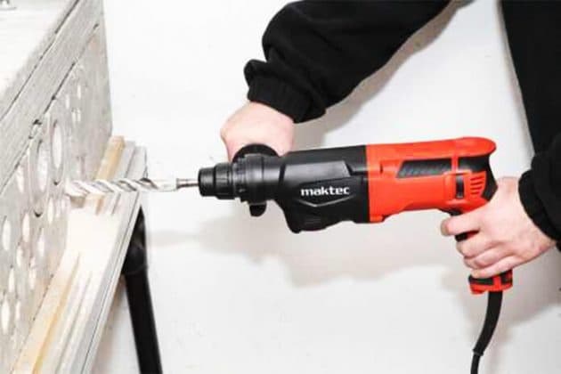 [TOP 02] Review máy đục bê tông Maktec tốt nhất (2025)