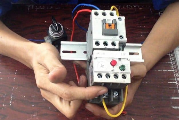Rơ le nhiệt là gì? Công dụng gì? Có bao nhiêu loại? [NÊN XEM]