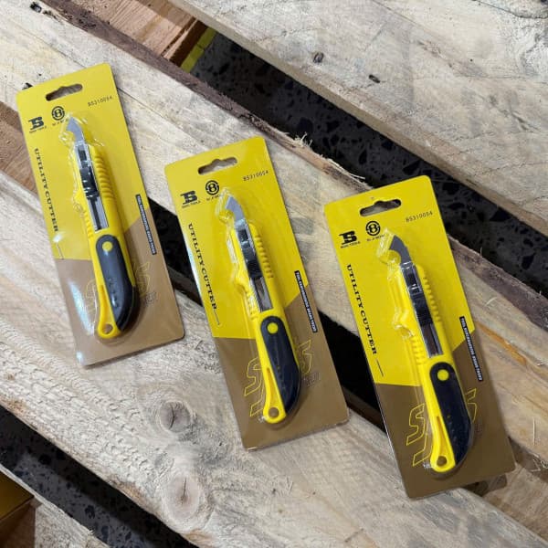 Dao Gọt Bavia Nhựa 140 mm Kèm 4 Lưỡi Bosi BS310054