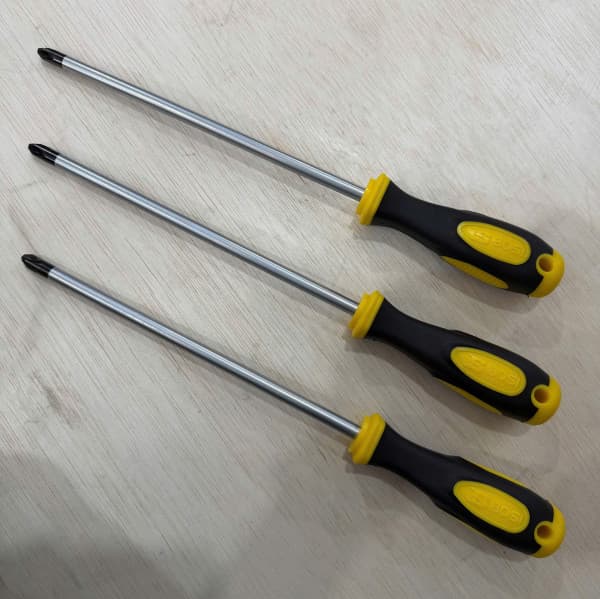 Tua Vít Bake Cán Vuông Bọc Cao Su TPR 8x200 mm Bosi BS466888B