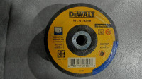 Đá Cắt Inox 100 X 1.2 X 16 T1 Dewalt DWA8060-B1