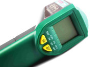 Máy Đo Nhiệt Độ Hồng Ngoại Sata 03031
