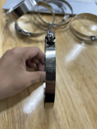 Cổ Dê Vặn Vít Inox 201 Cho Ống Từ 91-114mm