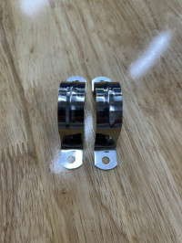 Cùm Omega Inox 304 (DN32) Ø42mm