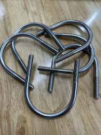 Cùm U Inox 304 DN65 M6x76-96mm