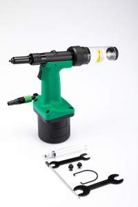 Máy Bắn Đai Ốc Thủy Lực Khí Nén Tự Mồi Φ3.2 Sata 02704