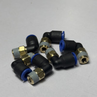 Đầu Nối Nhanh Khí Nén Cong Đen Phi 6 mm Ren Ngoài 1/8