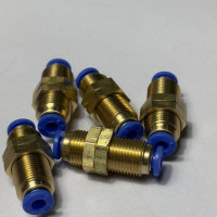 Đầu Nối Nhanh Khí Nén Xuyên Vách Phi 4 mm CDC PMM 04