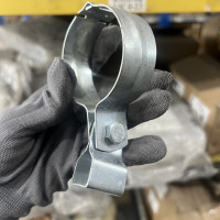 Đai Treo Ống Hai Mảnh Thép Mạ Kẽm (DN50) Ø60mm