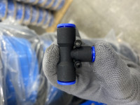 Đầu Nối Nhanh Khí Nén Chữ T Ø8x6mm CDC MPGT 0806 (Màu Đen)