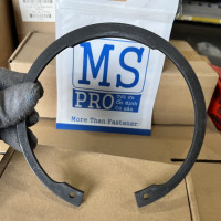 Phe Gài Lỗ Thép 65Mn DIN472 D125x4.0