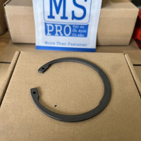 Phe Gài Lỗ Thép 65Mn DIN472 D80x2.5