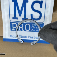 Phe Gài Lỗ Thép 65Mn DIN472 D48x1.75