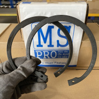 Phe Gài Lỗ Thép 65Mn DIN472 D115x4.0