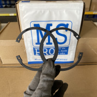 Phe Gài Lỗ Thép 65Mn DIN472 D72x2.5