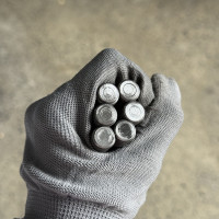 Guzong Thép Đen 8.8 M12x65