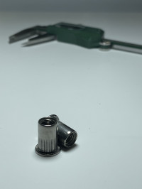 Tán Rút (Nutsert) Inox 304 M8 (25Cái/Bịch)