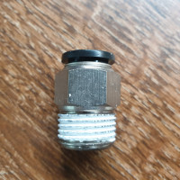 Đầu Nối Khí Thẳng Ren Ngoài Phi 12 mm - PT1/2 Đen Airtac PC1204D