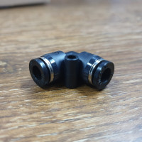 Đầu Nối Khí Cong Phi 6 mm Đen Airtac PV6D