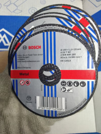 Đá cắt sắt 100x1.2x16mm Bosch 2608600266