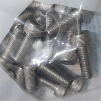 Lục Giác Chìm Đầu Trụ Inox 304 DIN912 M10x30 (25pcs/pack)