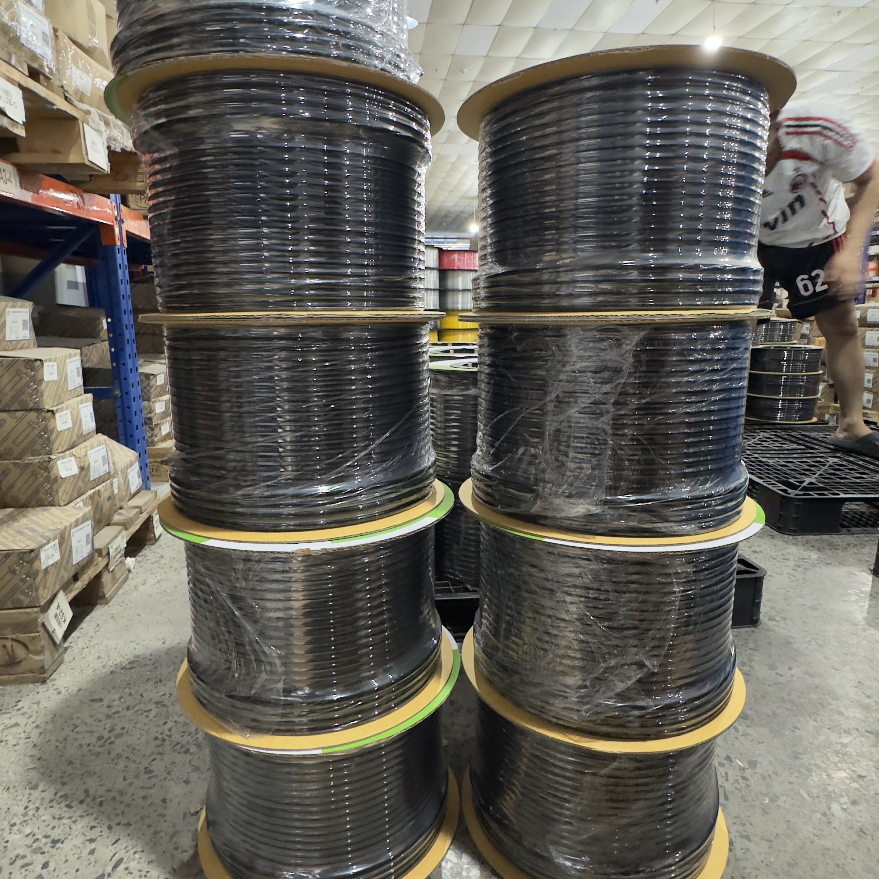 Hình ảnh Dây Hơi Ống Khí Nén Nylon PA Màu Đen CDC PA 1080